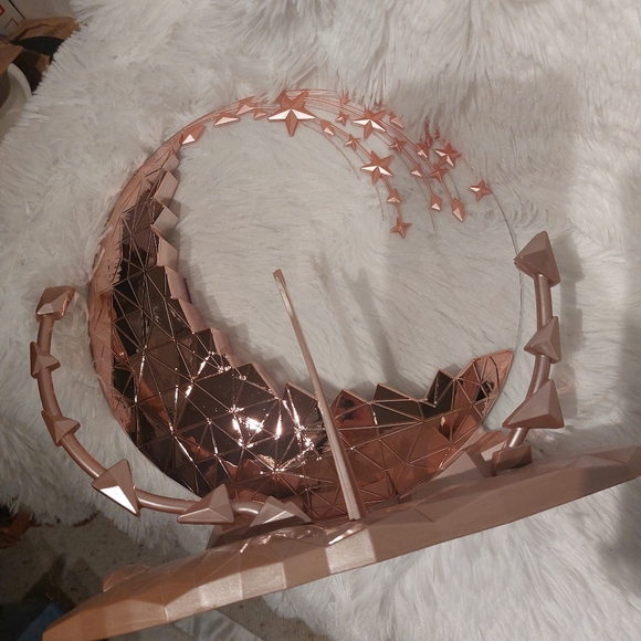 LOL Surprise OMG 2021 HTF DISCONTINUED Collector Edition NYE Queen Fashi… - Picture 8 of 16